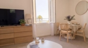 Salon / coin TV / espace à manger